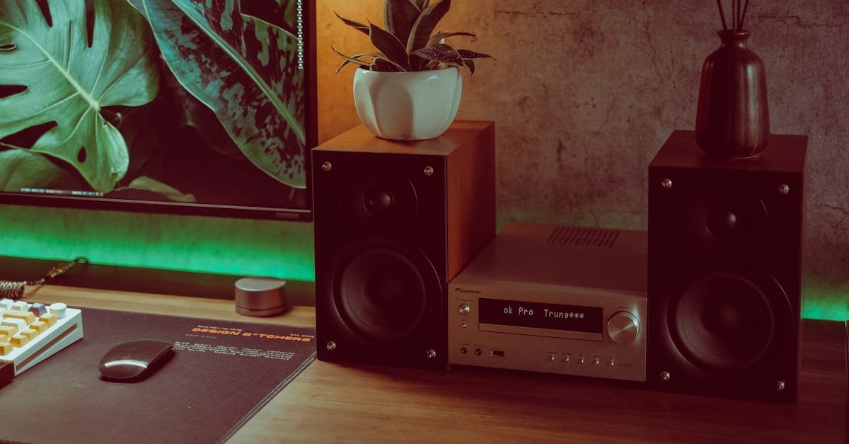 Jak podłączyć soundbar z Dolby Atmos? Przewodnik krok po kroku dla kinowego dźwięku bez kompromisów