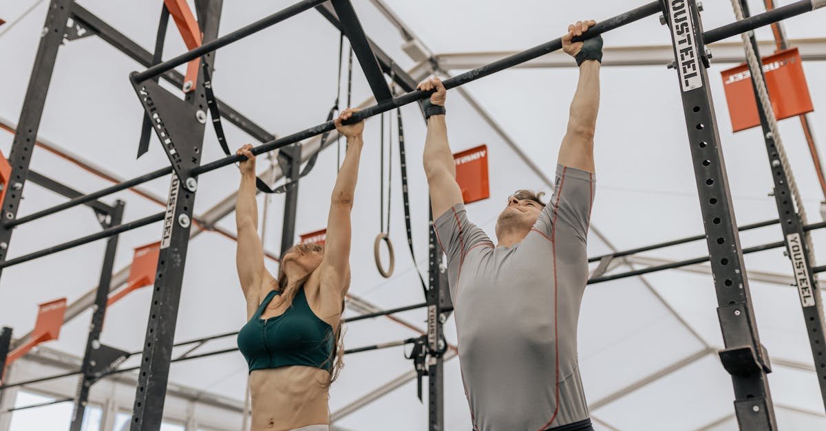 CrossFit czy kalistenika? Najważniejsze różnice i jak wybrać trening dla siebie