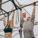 CrossFit czy kalistenika? Najważniejsze różnice i jak wybrać trening dla siebie