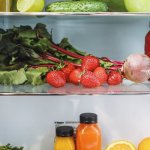 Chłód pod kontrolą: 9 sprytnych sposobów na monitorowanie temperatury w inteligentnej lodówce
