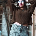 Cygaretki slim na topie: 7 stylowych sposobów, jak je nosić od pracy po weekend